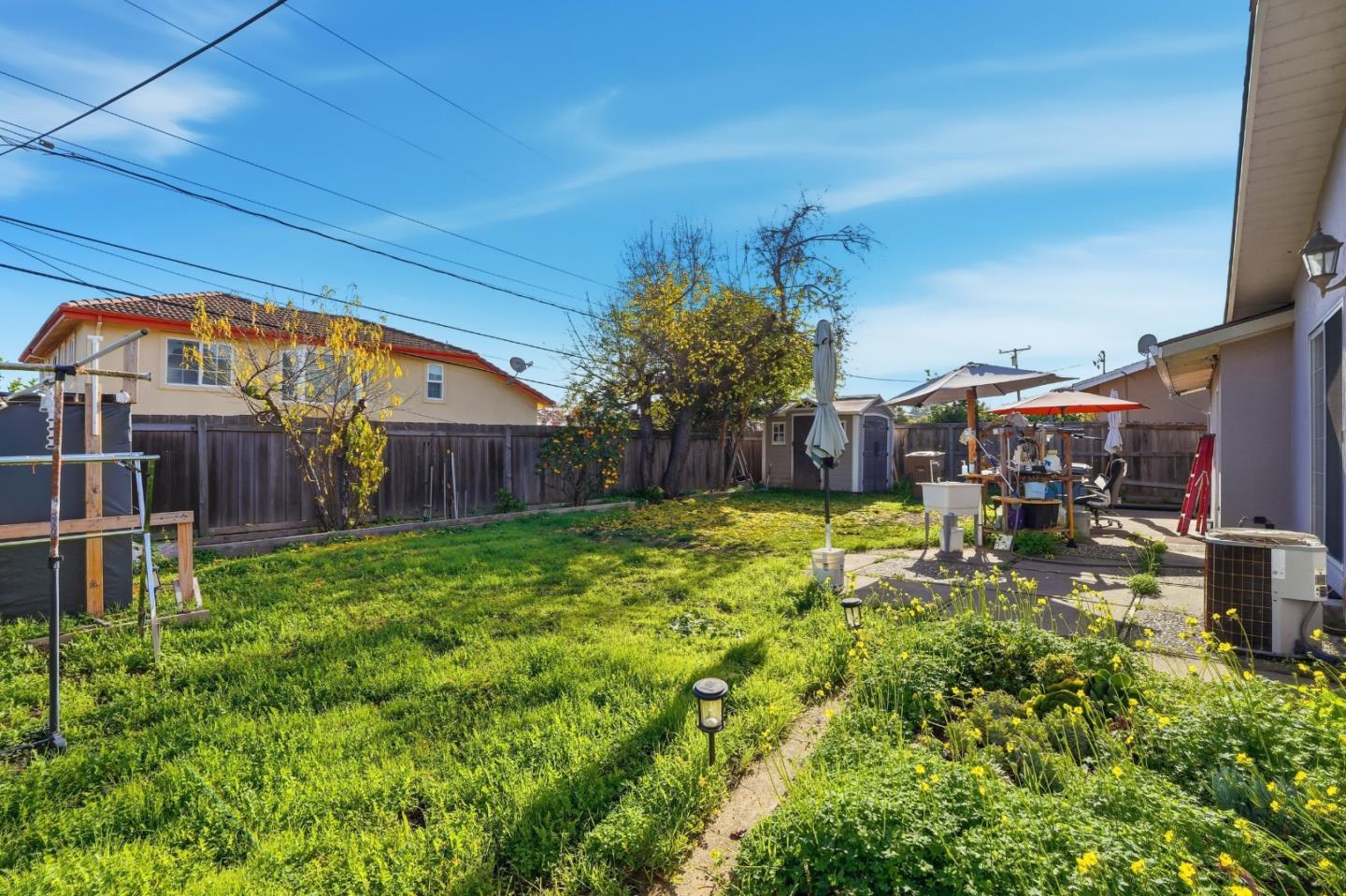 Detail Gallery Image 16 of 22 For 1270 S Stelling Rd, Cupertino,  CA 95014 - 3 Beds | 2 Baths