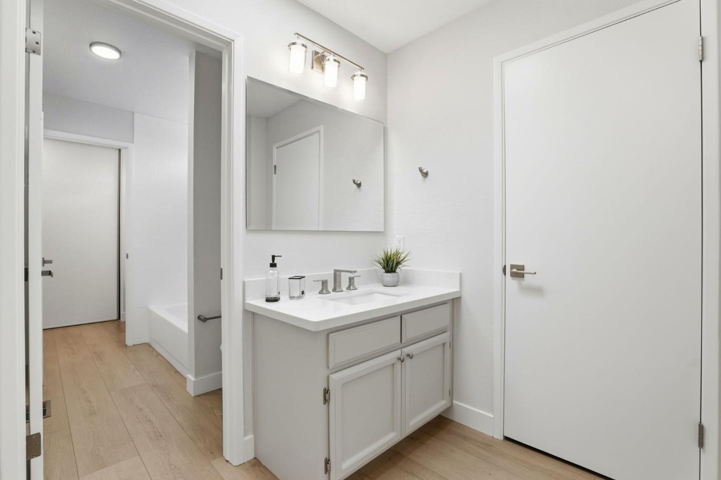 Detail Gallery Image 20 of 28 For 2105 Rancho Mccormick Blvd, Santa Clara,  CA 95050 - 2 Beds | 1/1 Baths