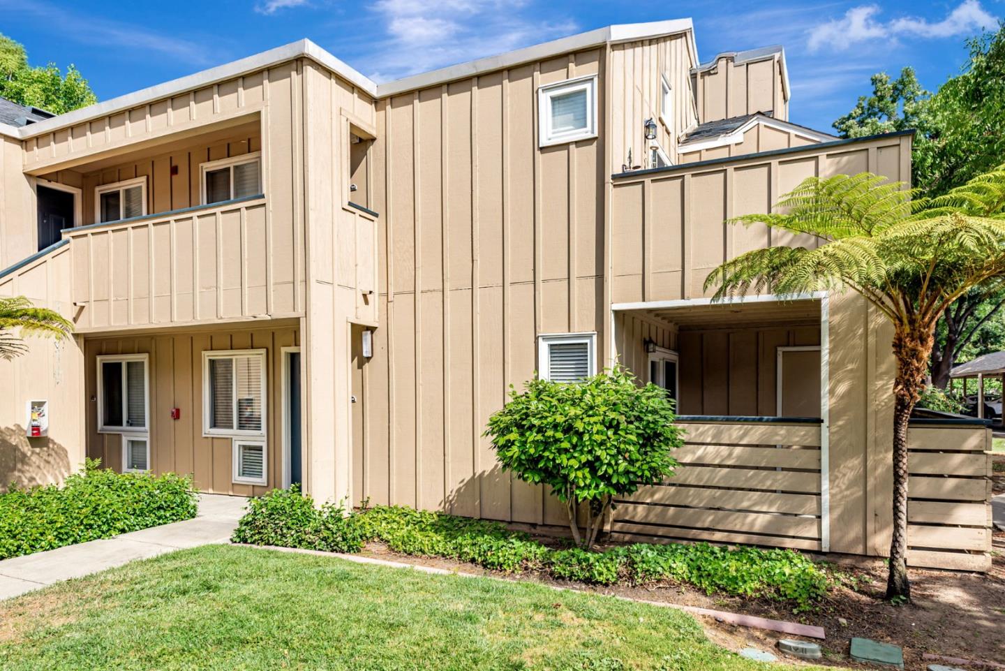 423 7th St UNIT 401, Oakland, CA, 94607