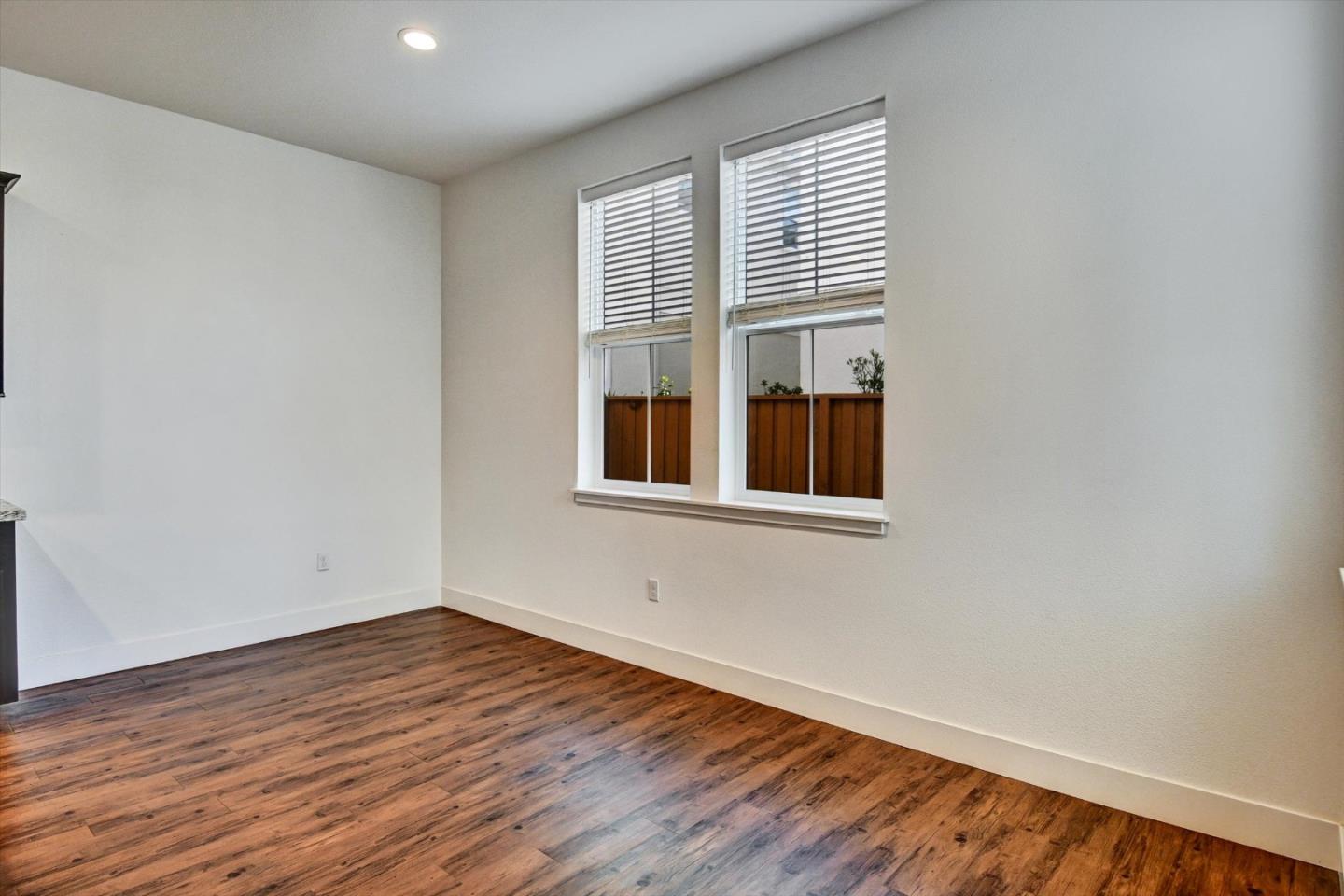 Detail Gallery Image 16 of 52 For 37532 Bay Crest Rd, Newark,  CA 94560 - 4 Beds | 3 Baths