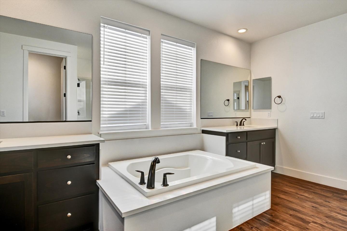 Detail Gallery Image 32 of 52 For 37532 Bay Crest Rd, Newark,  CA 94560 - 4 Beds | 3 Baths