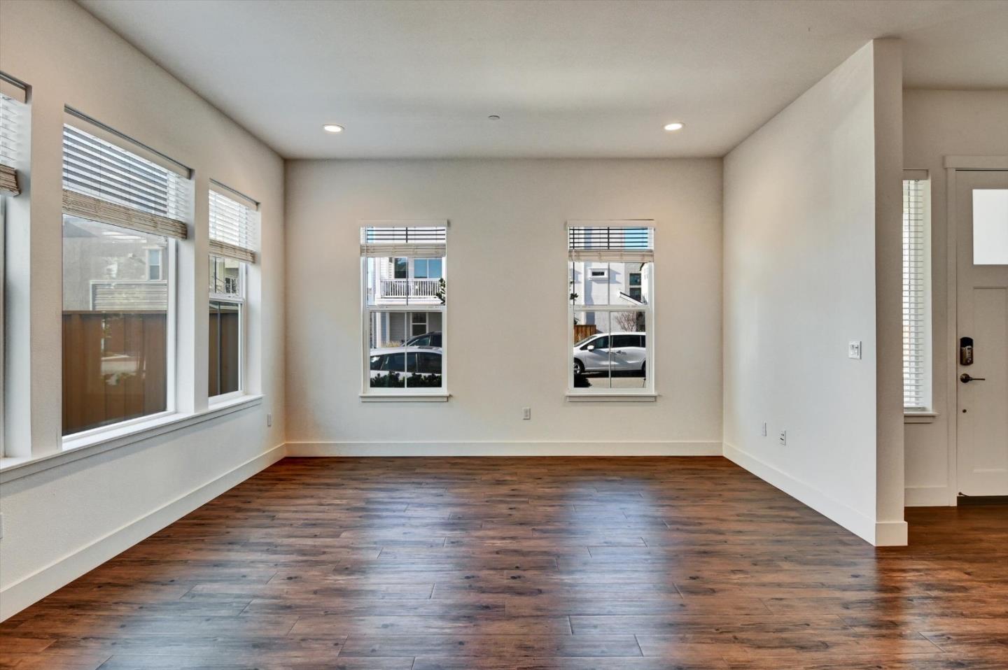 Detail Gallery Image 9 of 52 For 37532 Bay Crest Rd, Newark,  CA 94560 - 4 Beds | 3 Baths