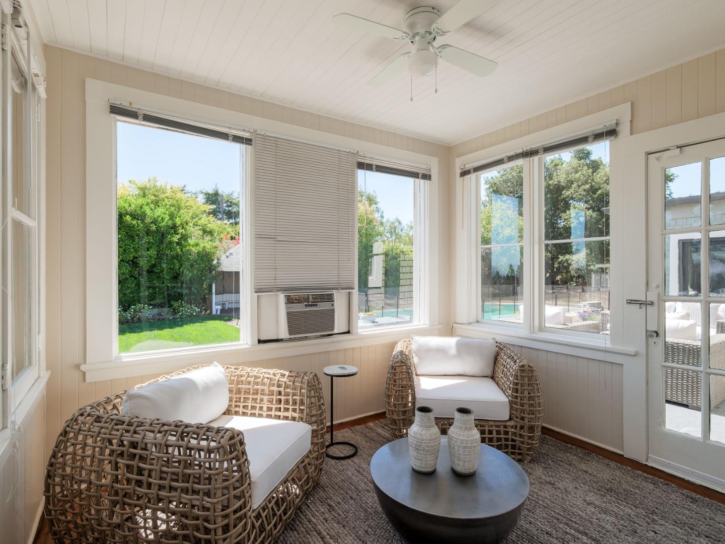 Detail Gallery Image 12 of 24 For 730 Mora Dr, Los Altos,  CA 94024 - 4 Beds | 3/3 Baths