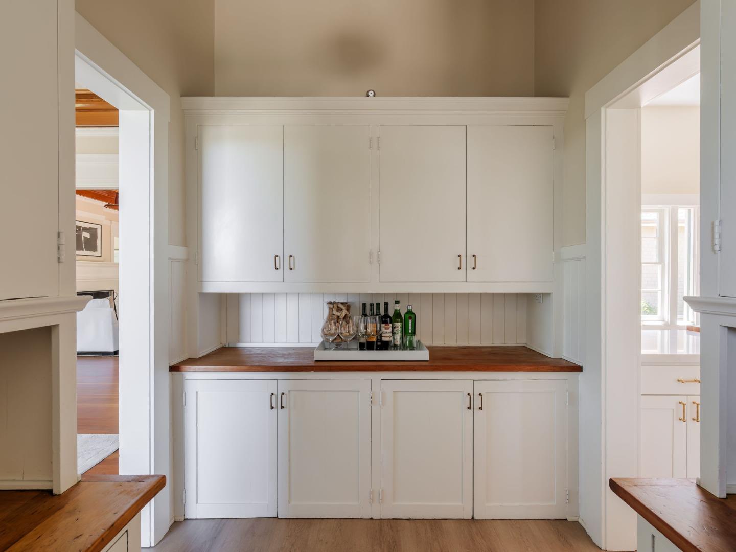 Detail Gallery Image 4 of 24 For 730 Mora Dr, Los Altos,  CA 94024 - 4 Beds | 3/3 Baths