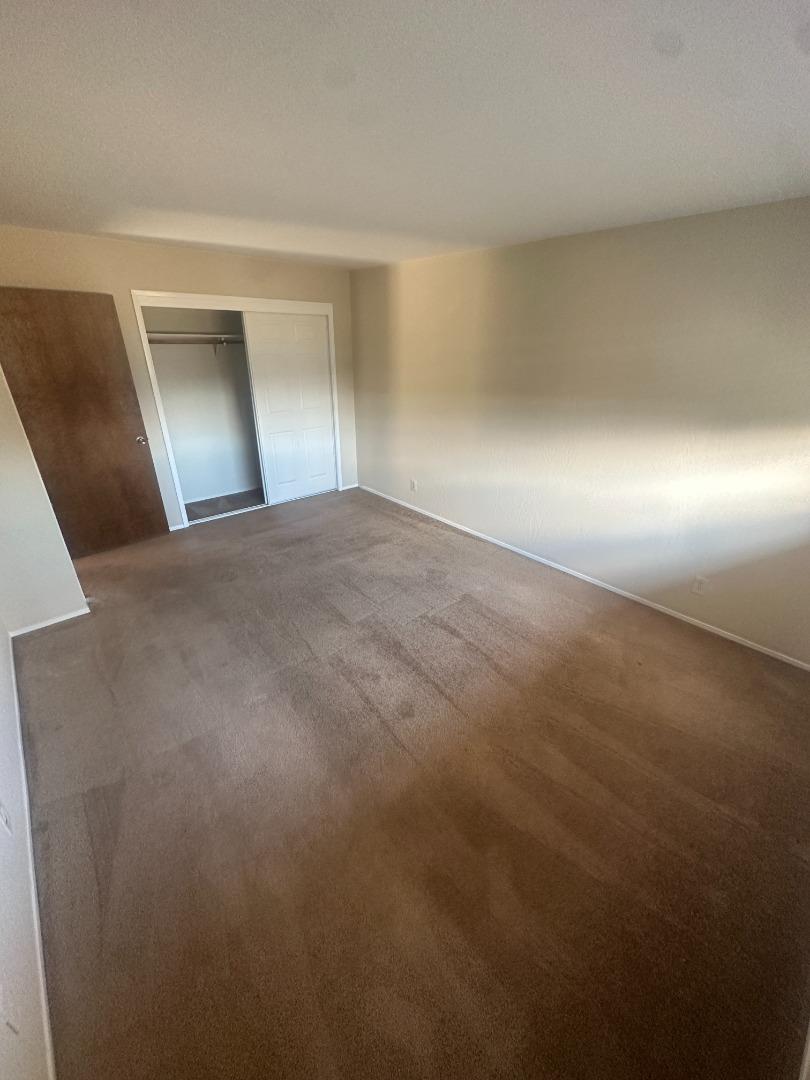 Detail Gallery Image 5 of 11 For 1469 Sierra, Redwood City,  CA 94061 - 2 Beds | 1 Baths