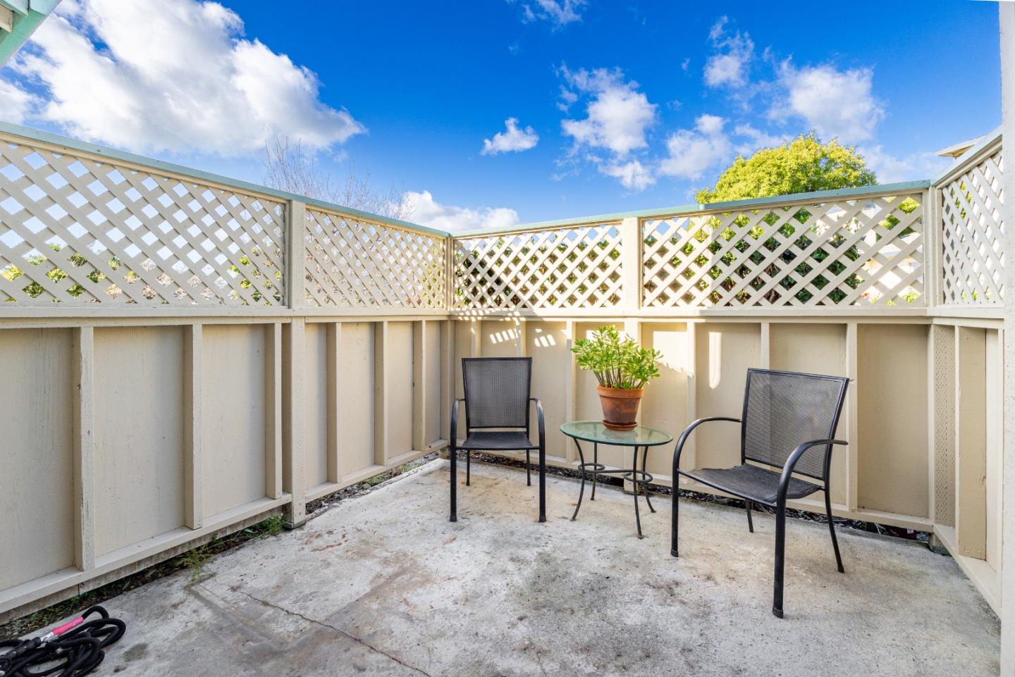 Detail Gallery Image 12 of 29 For 253 Green Meadow Dr #C,  Watsonville,  CA 95076 - 3 Beds | 2 Baths