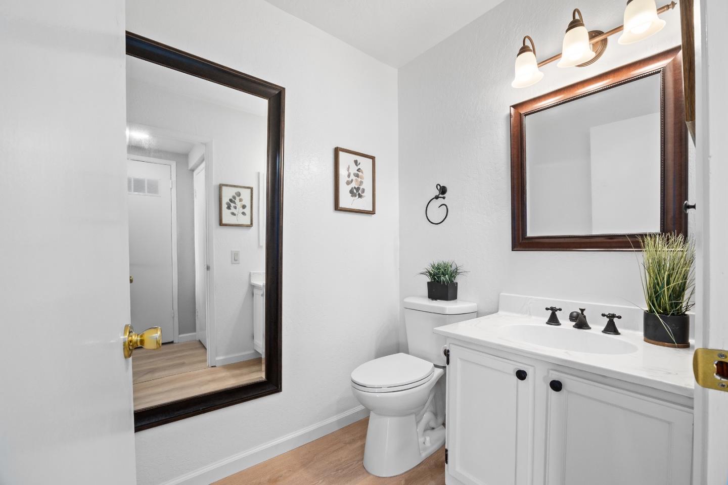 Detail Gallery Image 14 of 29 For 253 Green Meadow Dr #C,  Watsonville,  CA 95076 - 3 Beds | 2 Baths