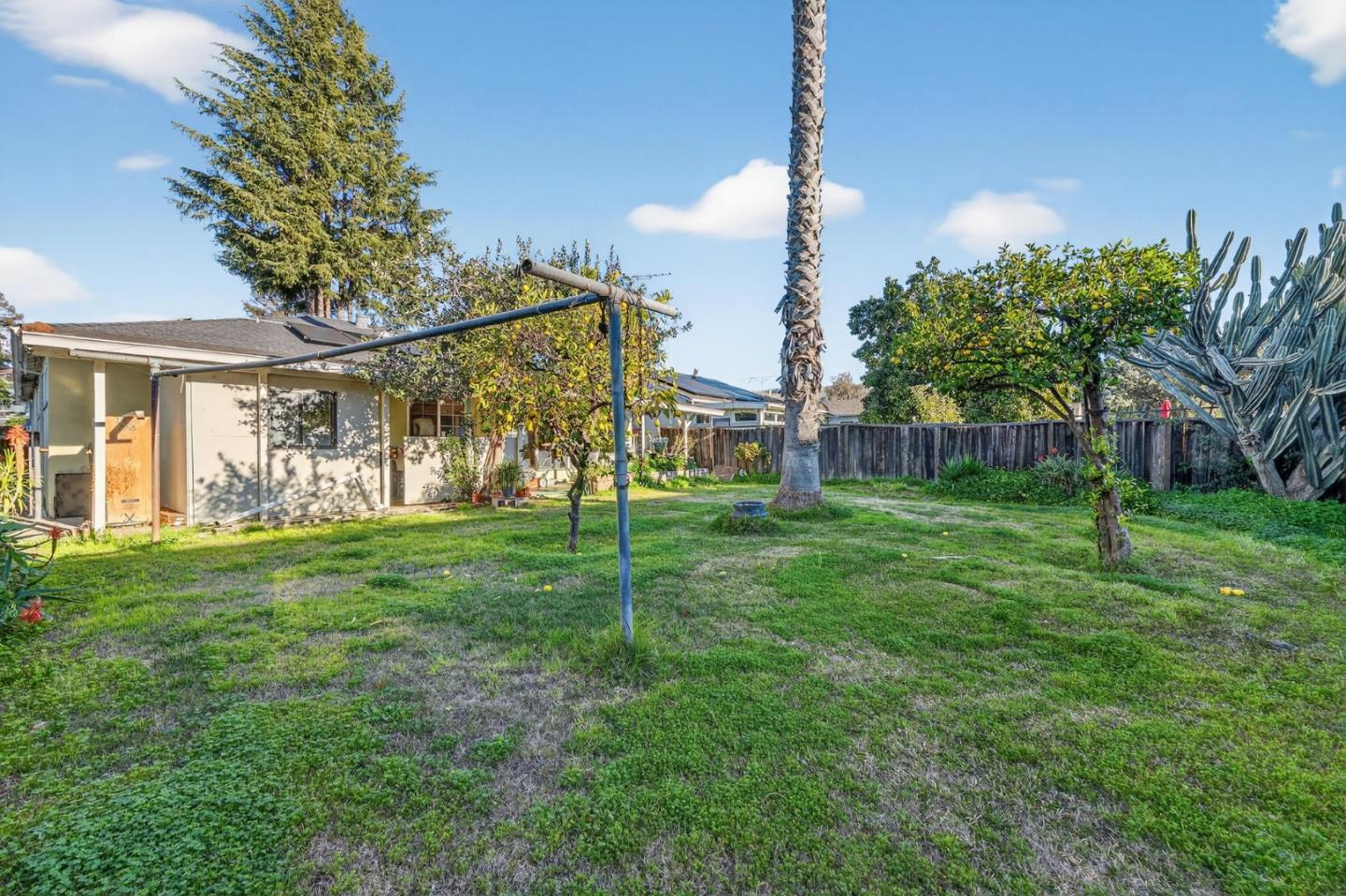 Detail Gallery Image 20 of 23 For 3052 Kentridge Dr, San Jose,  CA 95133 - 3 Beds | 1/1 Baths