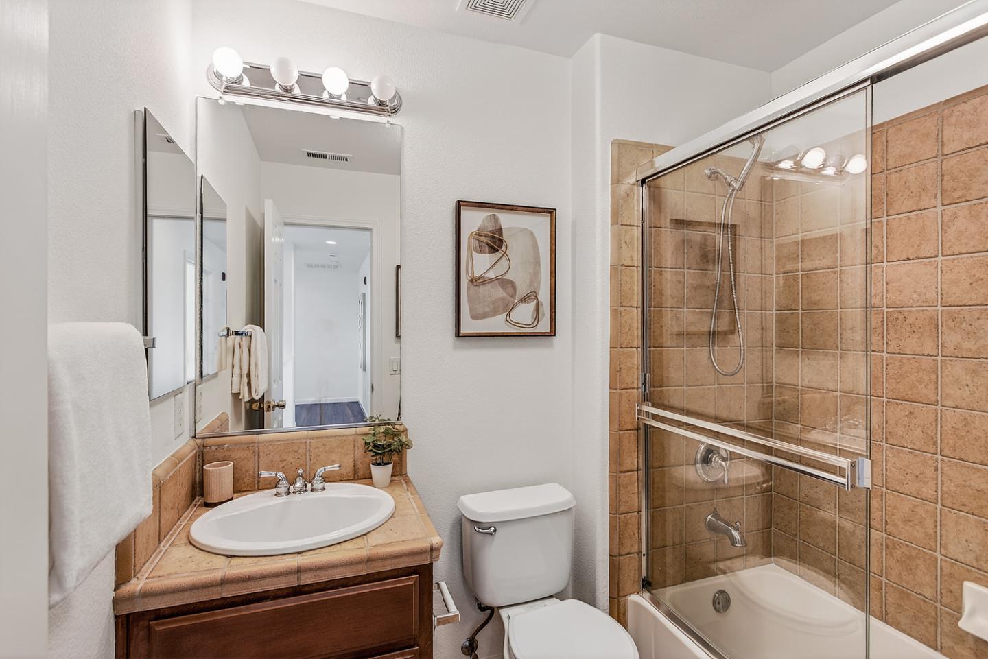 Photo #18: ML82031207 Listing: Photo #18