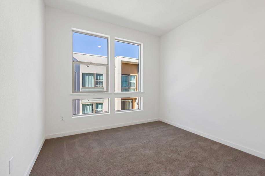 Detail Gallery Image 19 of 29 For 6702 Optimum Loop, San Jose,  CA 95119 - 4 Beds | 3/1 Baths