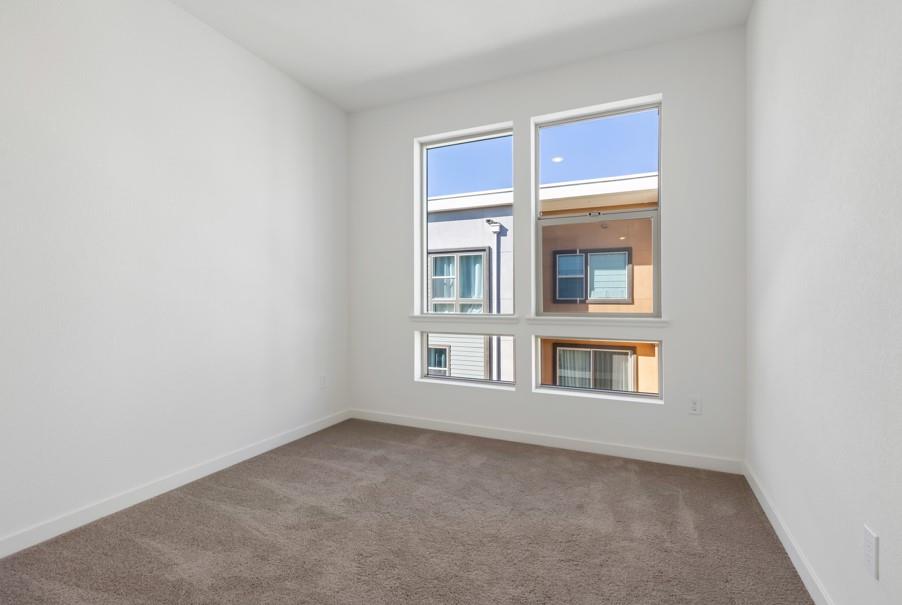 Detail Gallery Image 20 of 29 For 6702 Optimum Loop, San Jose,  CA 95119 - 4 Beds | 3/1 Baths