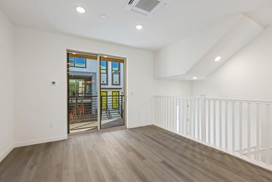 Detail Gallery Image 9 of 29 For 6702 Optimum Loop, San Jose,  CA 95119 - 4 Beds | 3/1 Baths