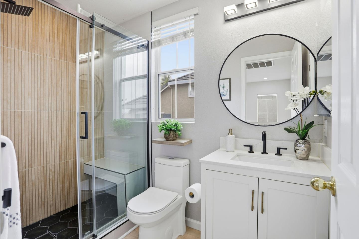 Detail Gallery Image 22 of 37 For 3424 Maroun Pl, San Jose,  CA 95148 - 3 Beds | 2/1 Baths