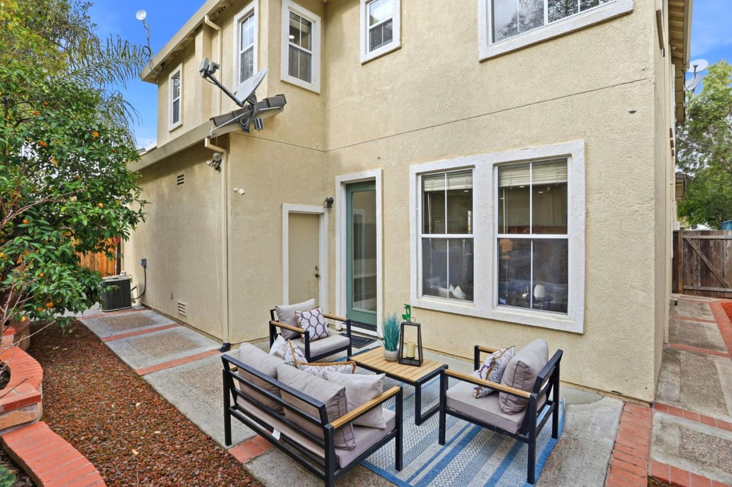 Detail Gallery Image 26 of 37 For 3424 Maroun Pl, San Jose,  CA 95148 - 3 Beds | 2/1 Baths