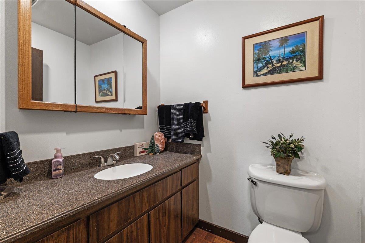 Detail Gallery Image 16 of 27 For 552 Walnut St, San Carlos,  CA 94070 - – Beds | – Baths