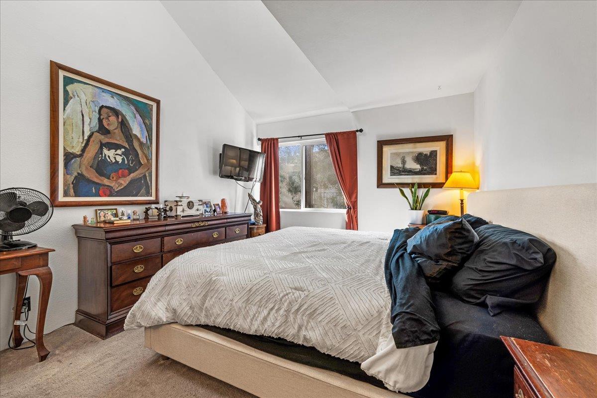 Detail Gallery Image 22 of 27 For 552 Walnut St, San Carlos,  CA 94070 - – Beds | – Baths