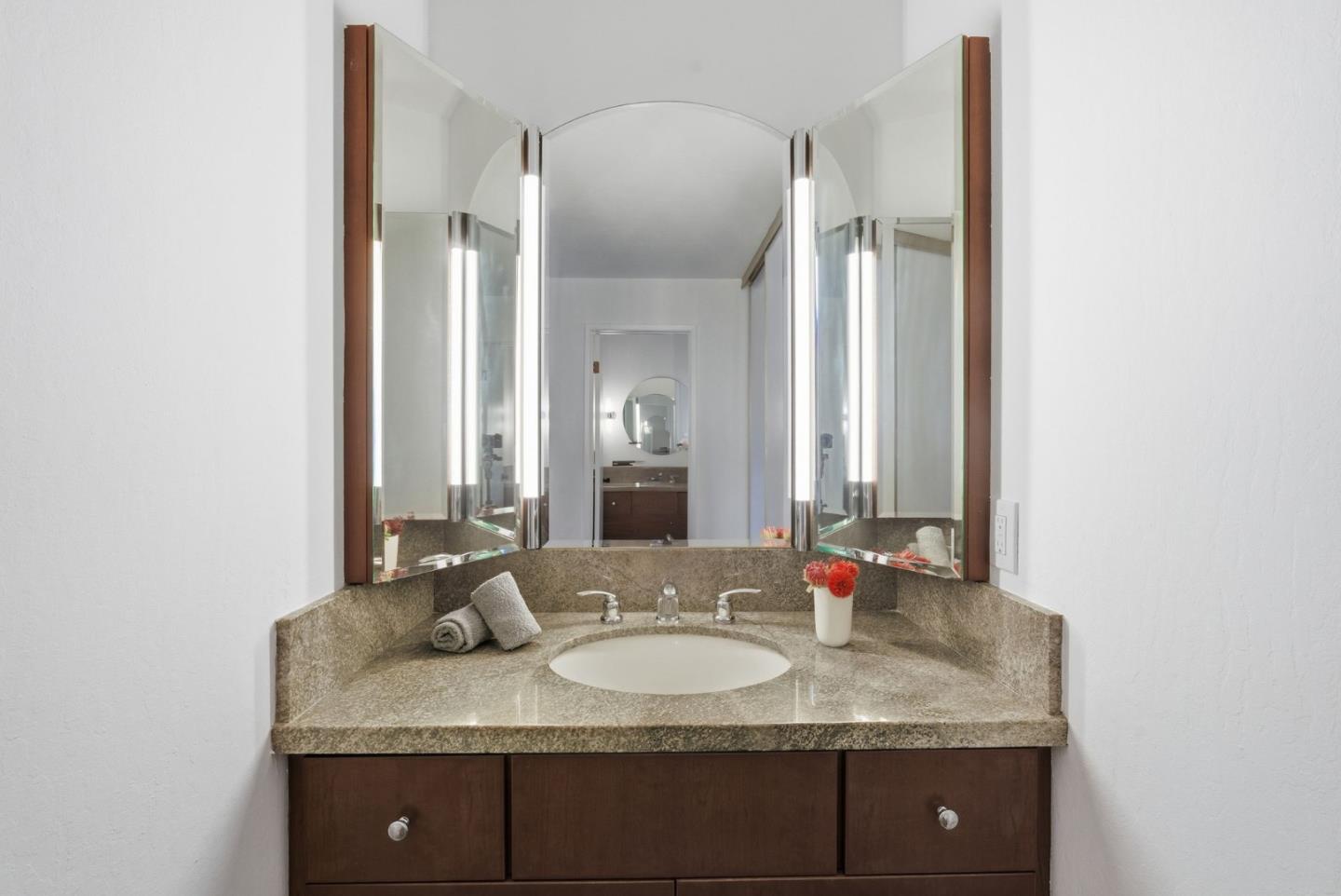 Detail Gallery Image 38 of 77 For 5870 Balmoral Dr, Oakland,  CA 94619 - 3 Beds | 2 Baths