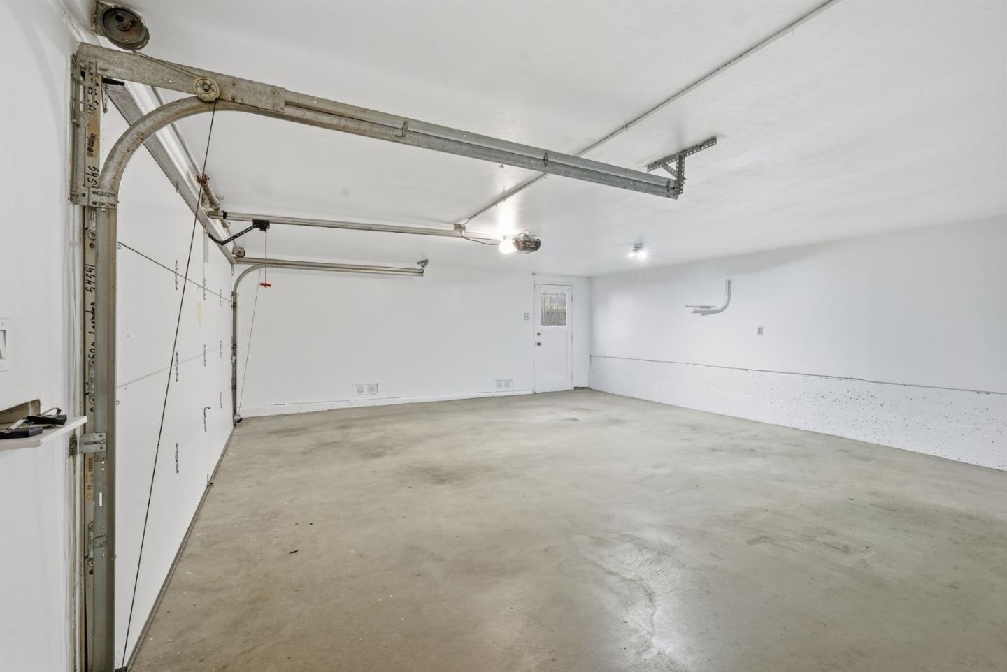 Detail Gallery Image 45 of 77 For 5870 Balmoral Dr, Oakland,  CA 94619 - 3 Beds | 2 Baths