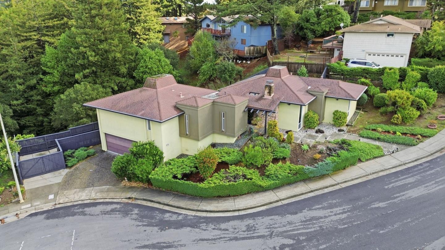 Detail Gallery Image 54 of 77 For 5870 Balmoral Dr, Oakland,  CA 94619 - 3 Beds | 2 Baths