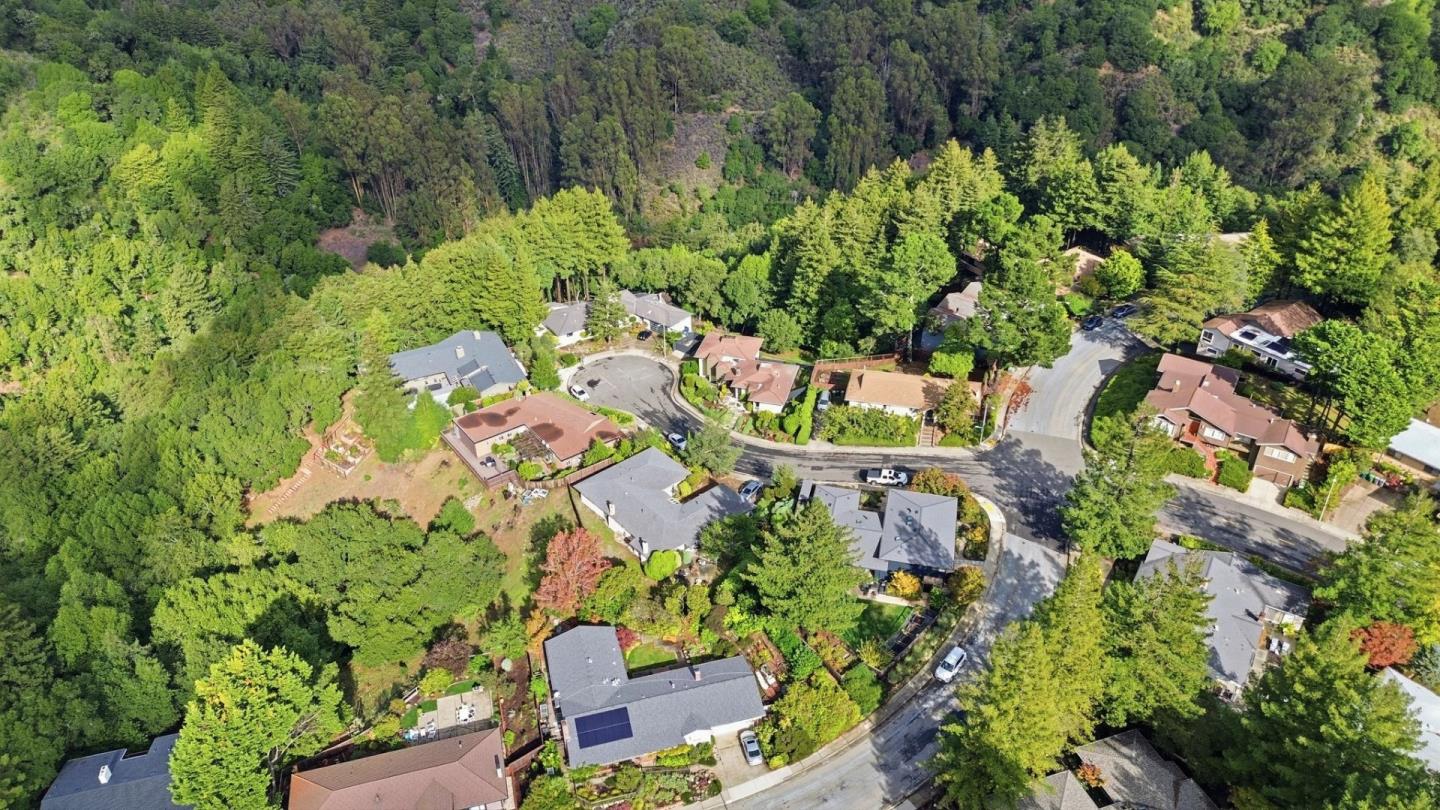 Detail Gallery Image 68 of 77 For 5870 Balmoral Dr, Oakland,  CA 94619 - 3 Beds | 2 Baths