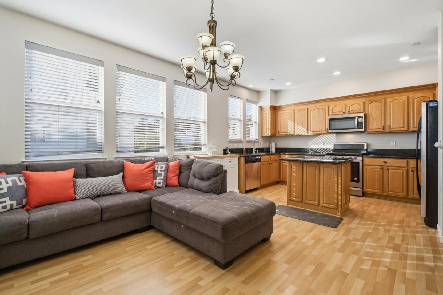 26983 Hayward Boulevard, Hayward, CA, 94542