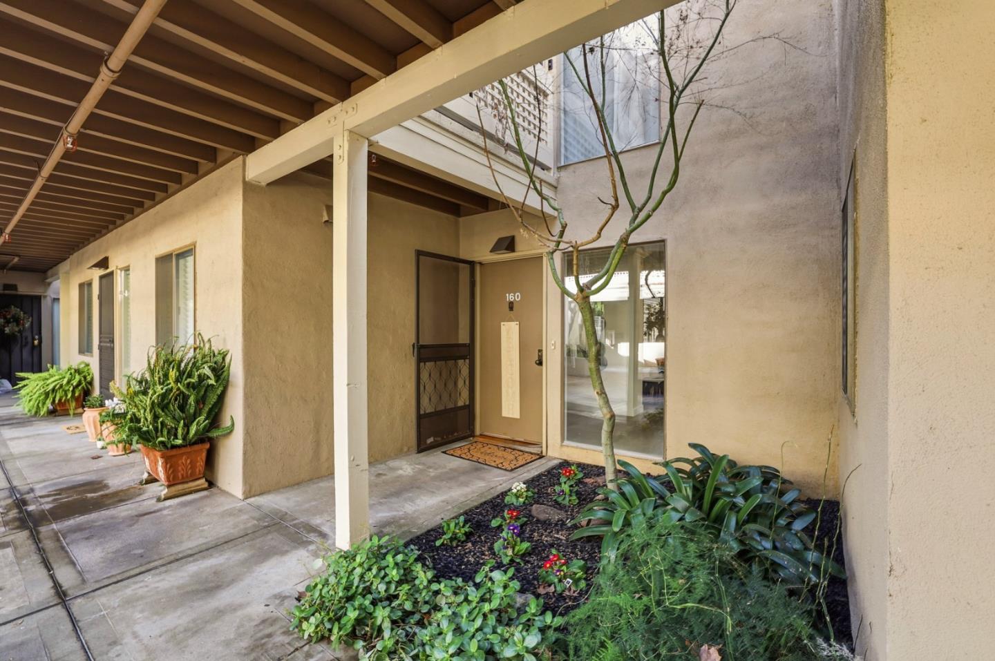 Detail Gallery Image 2 of 43 For 453 Alberto Way #D160,  Los Gatos,  CA 95032 - 2 Beds | 2 Baths