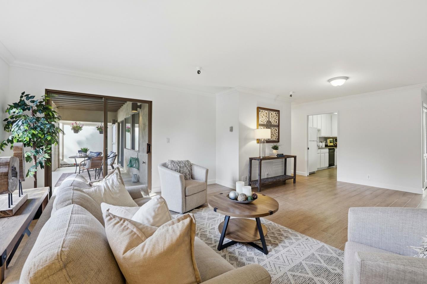 Detail Gallery Image 8 of 43 For 453 Alberto Way #D160,  Los Gatos,  CA 95032 - 2 Beds | 2 Baths