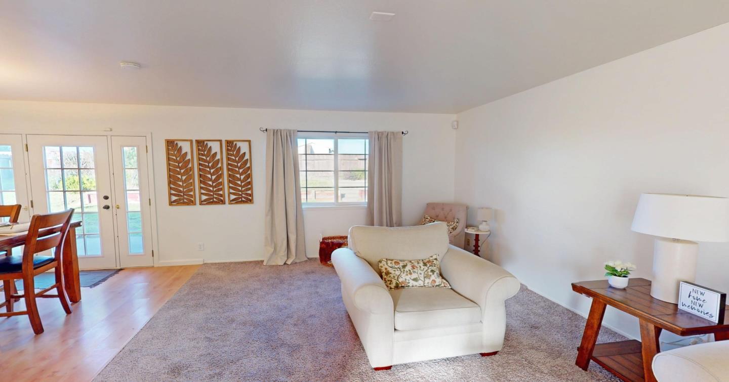 Detail Gallery Image 10 of 38 For 438 Seminole Way, Salinas,  CA 93906 - 3 Beds | 2 Baths