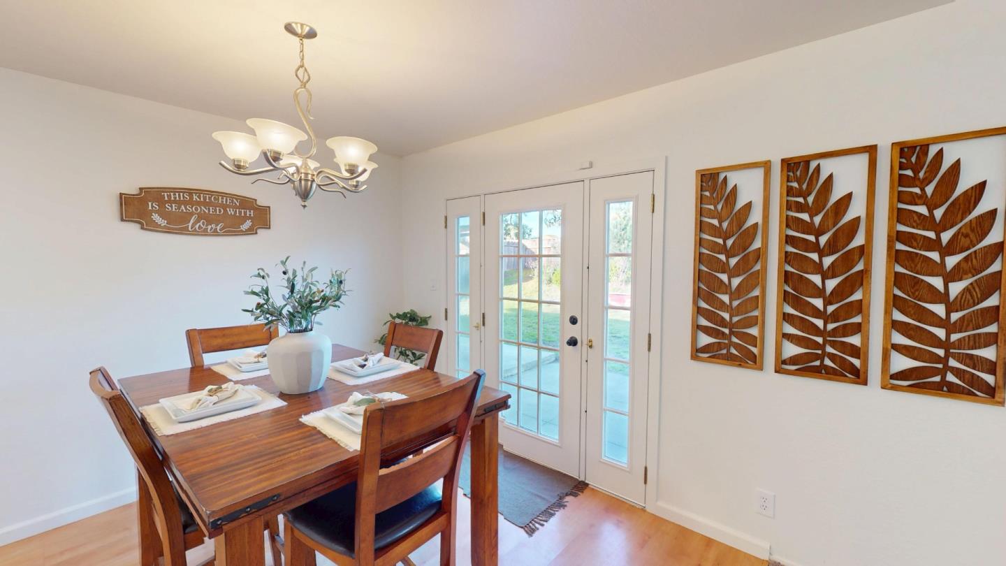 Detail Gallery Image 12 of 38 For 438 Seminole Way, Salinas,  CA 93906 - 3 Beds | 2 Baths