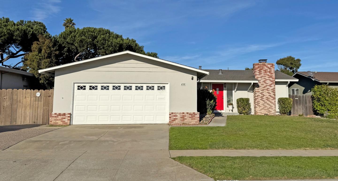 Detail Gallery Image 2 of 38 For 438 Seminole Way, Salinas,  CA 93906 - 3 Beds | 2 Baths