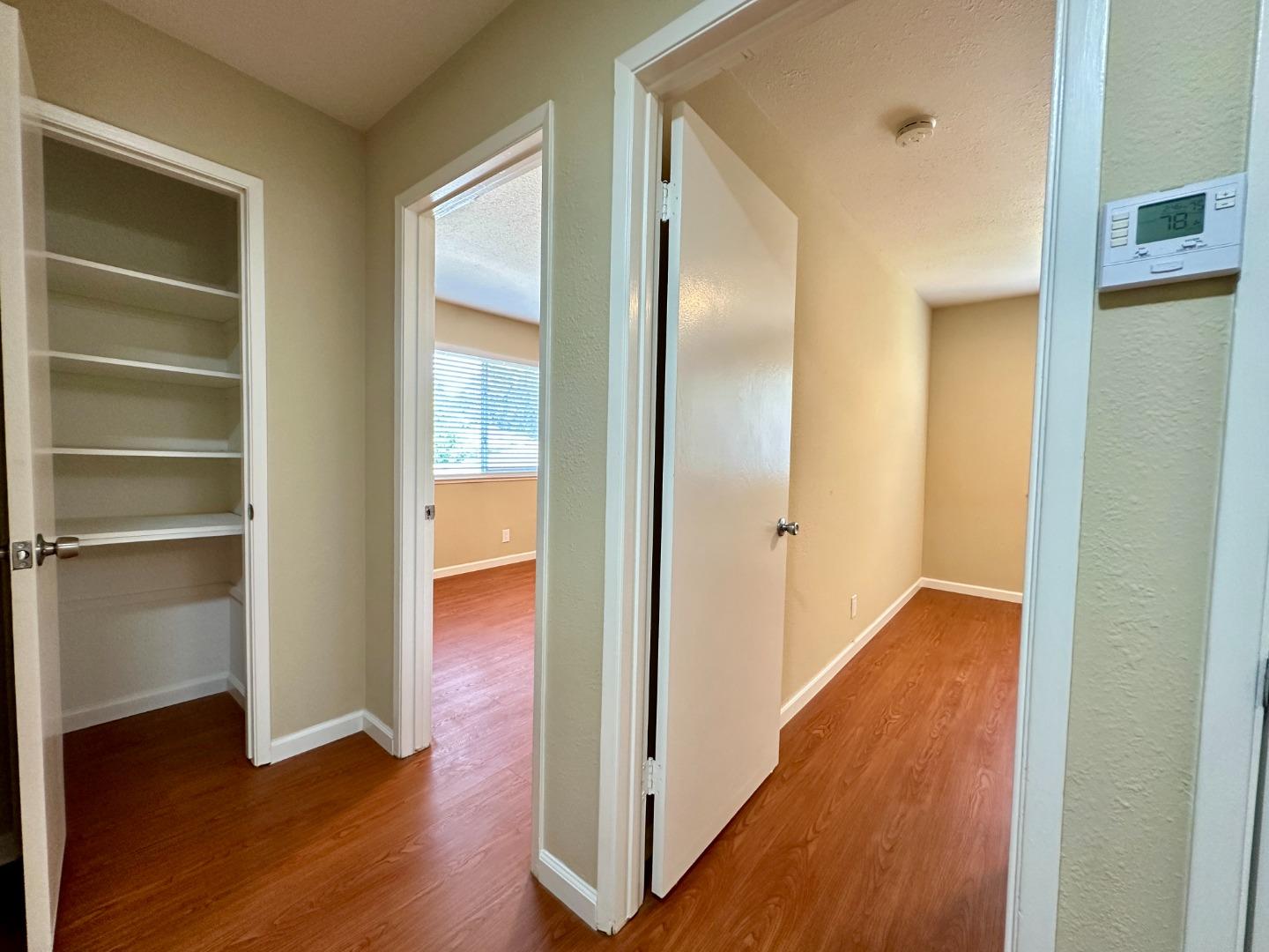 Detail Gallery Image 13 of 31 For 2122 Arroyo Ct #3,  Pleasanton,  CA 94588 - 2 Beds | 1 Baths