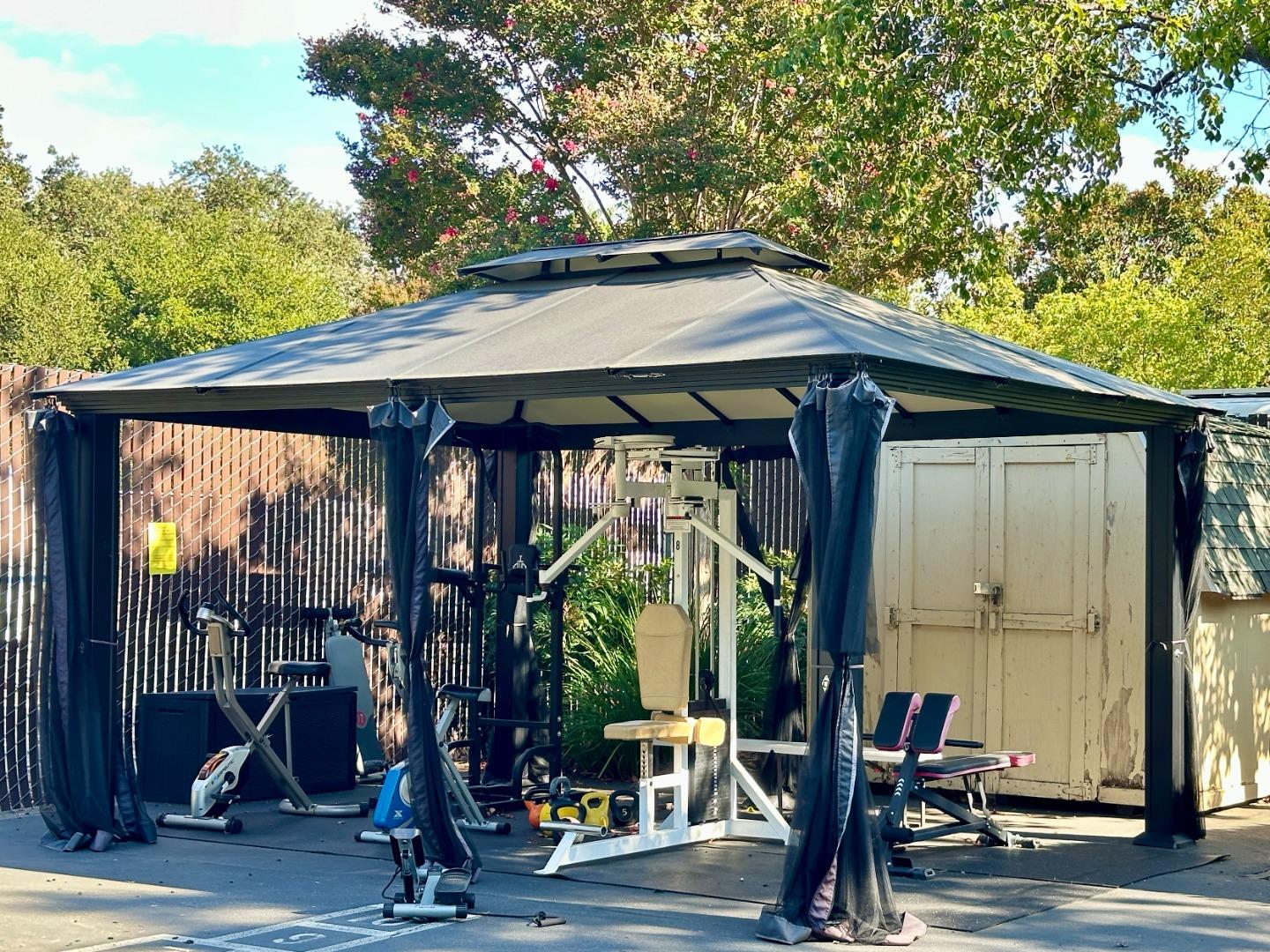 Detail Gallery Image 31 of 31 For 2122 Arroyo Ct #3,  Pleasanton,  CA 94588 - 2 Beds | 1 Baths