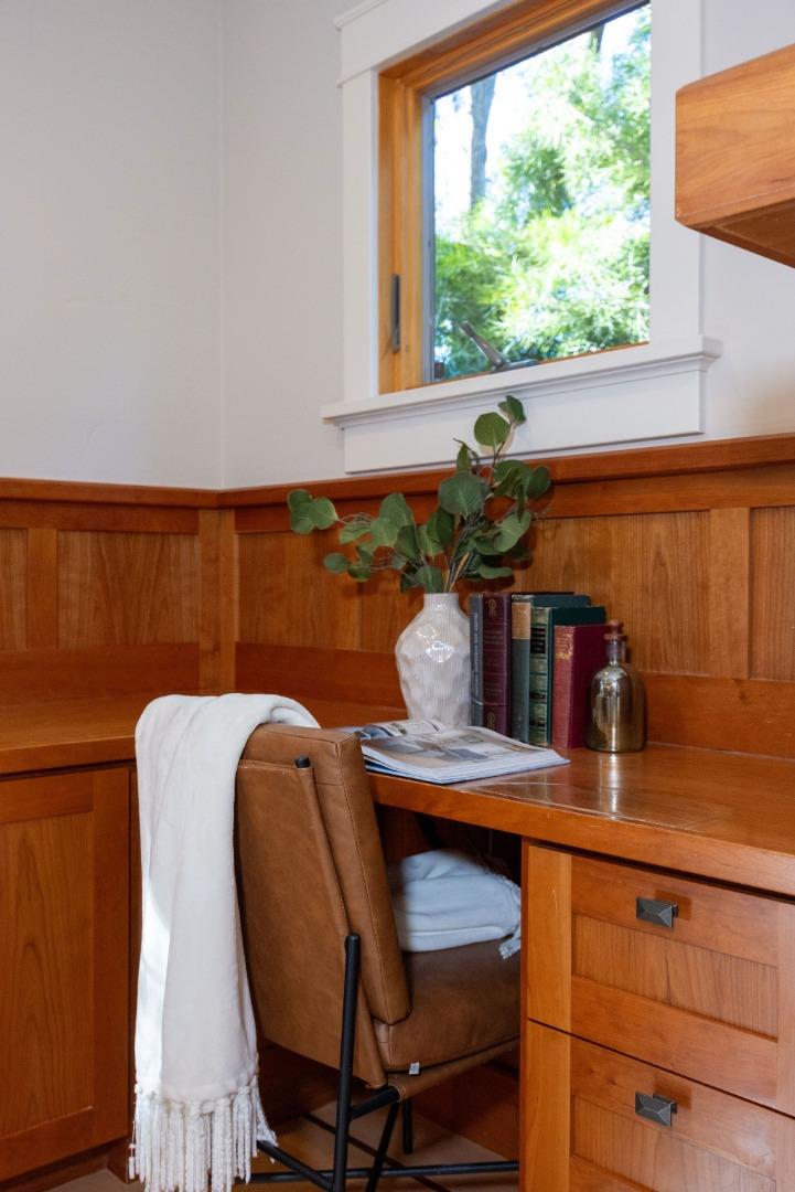 Detail Gallery Image 16 of 57 For 736 Arroyo Leon Dr, Half Moon Bay,  CA 94019 - 4 Beds | 4 Baths