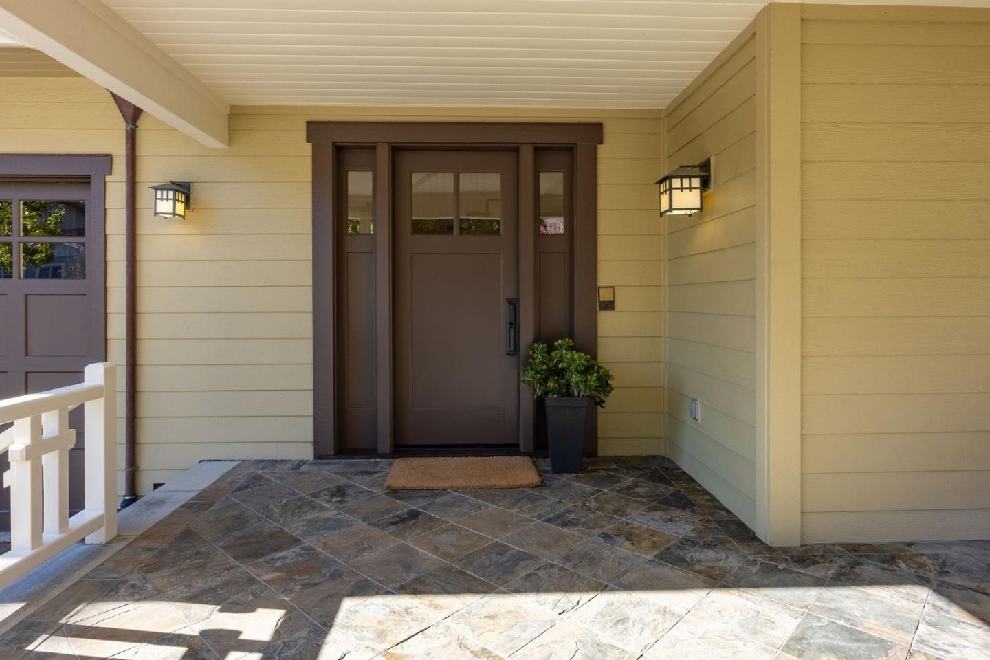 Detail Gallery Image 6 of 57 For 736 Arroyo Leon Dr, Half Moon Bay,  CA 94019 - 4 Beds | 4 Baths