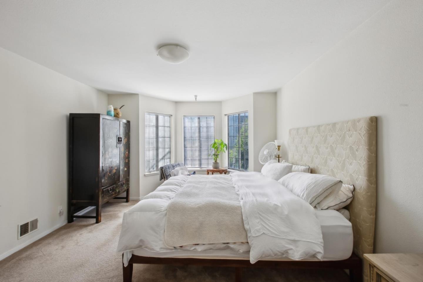 Detail Gallery Image 16 of 65 For 1615 Oakdale Ave, San Francisco,  CA 94124 - – Beds | – Baths