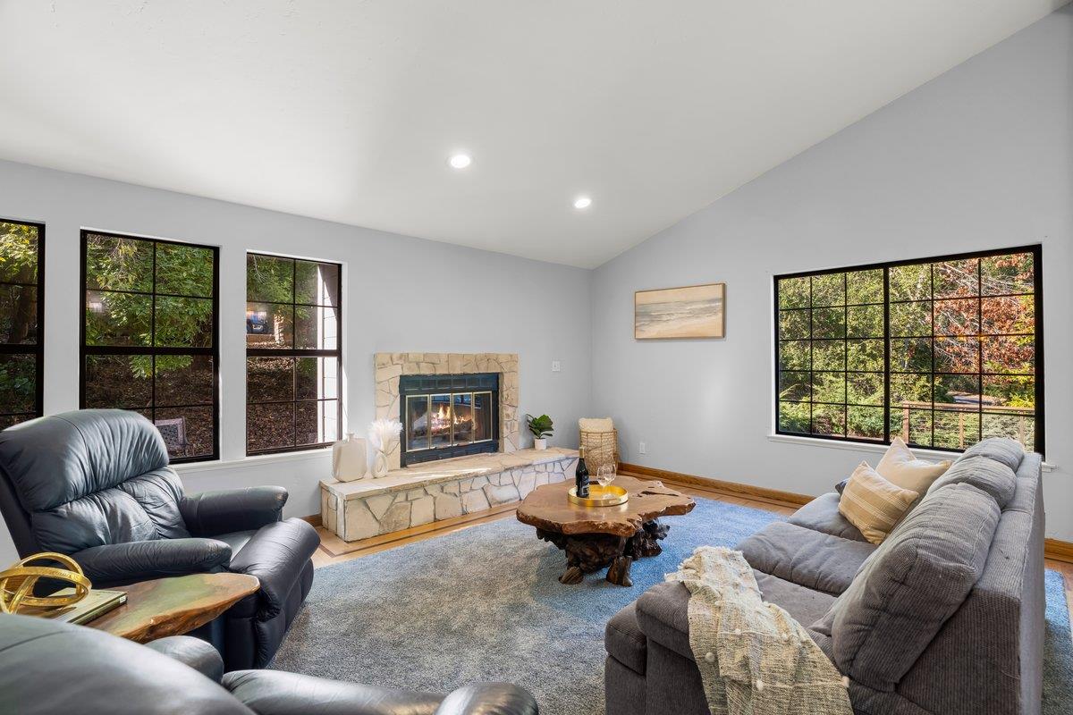 Detail Gallery Image 6 of 39 For 22116 Call of the Wild Rd, Los Gatos,  CA 95033 - 4 Beds | 3 Baths