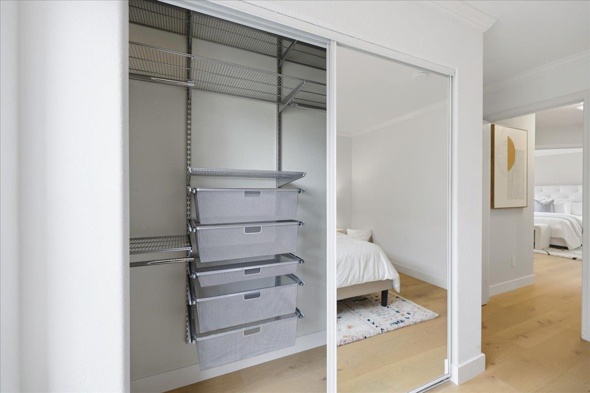 Detail Gallery Image 28 of 52 For 217 Heartwood Ln, Mountain View,  CA 94041 - 3 Beds | 2/1 Baths