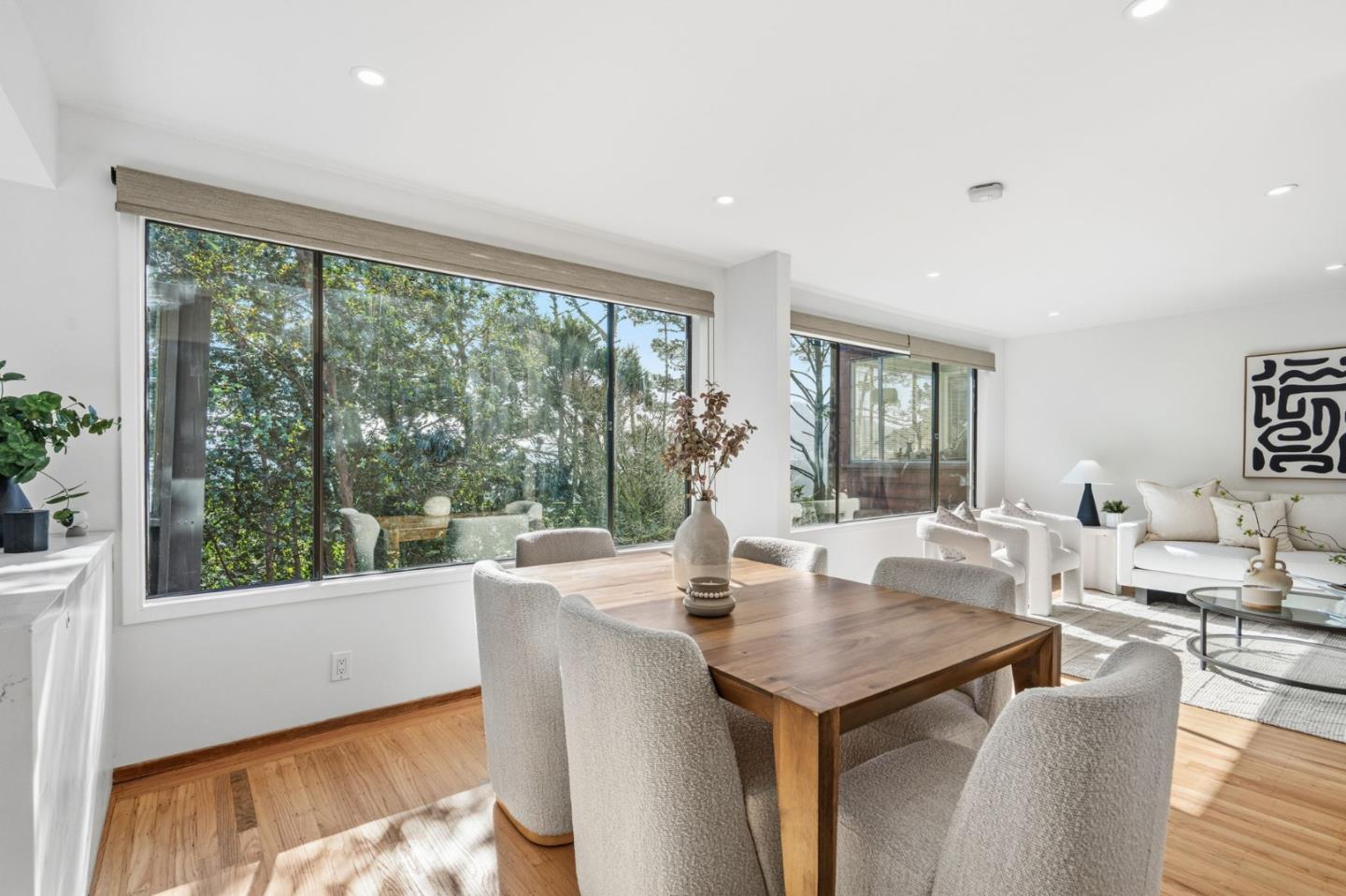 Detail Gallery Image 4 of 37 For 80 Dawnview Way, San Francisco,  CA 94131 - 4 Beds | 3 Baths