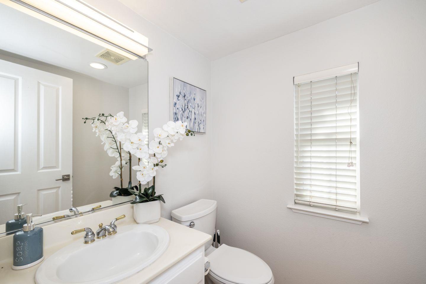 Detail Gallery Image 15 of 30 For 939 Oakes St, East Palo Alto,  CA 94303 - 3 Beds | 2/1 Baths