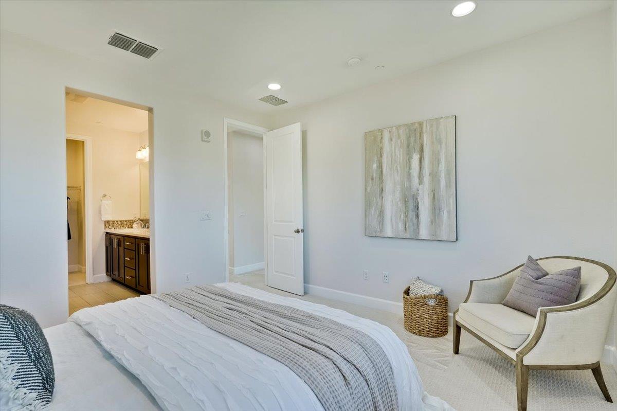 Photo #18: ML82031234 Listing: Photo #18