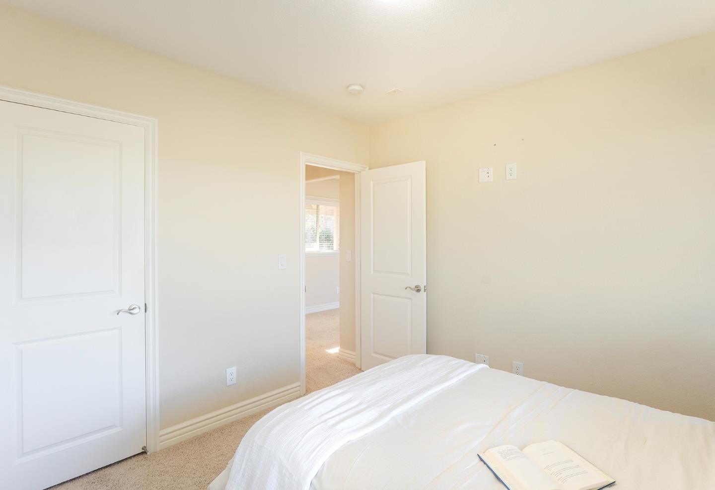 Detail Gallery Image 16 of 22 For 138 Mar Vista Dr, Monterey,  CA 93940 - 1 Beds | 1 Baths