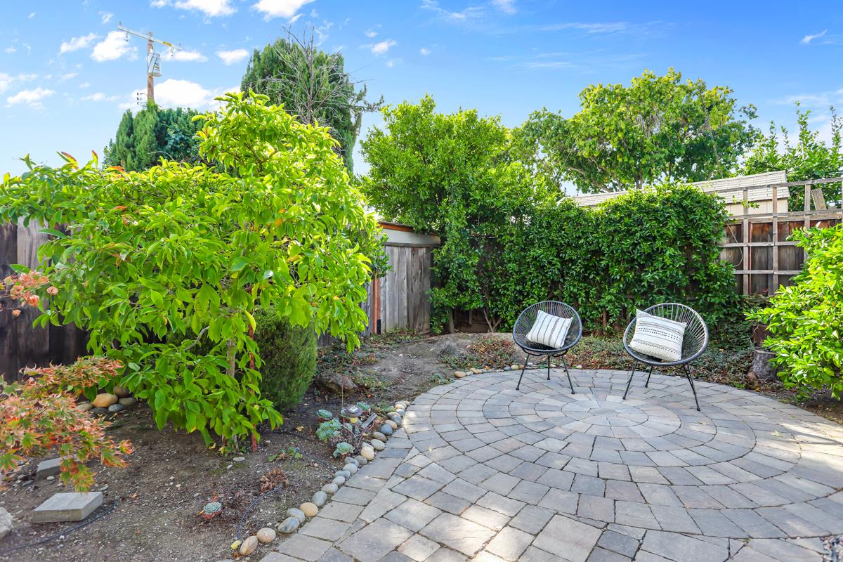 Detail Gallery Image 28 of 31 For 680 Hamilton Ln, Santa Clara,  CA 95051 - 3 Beds | 2 Baths