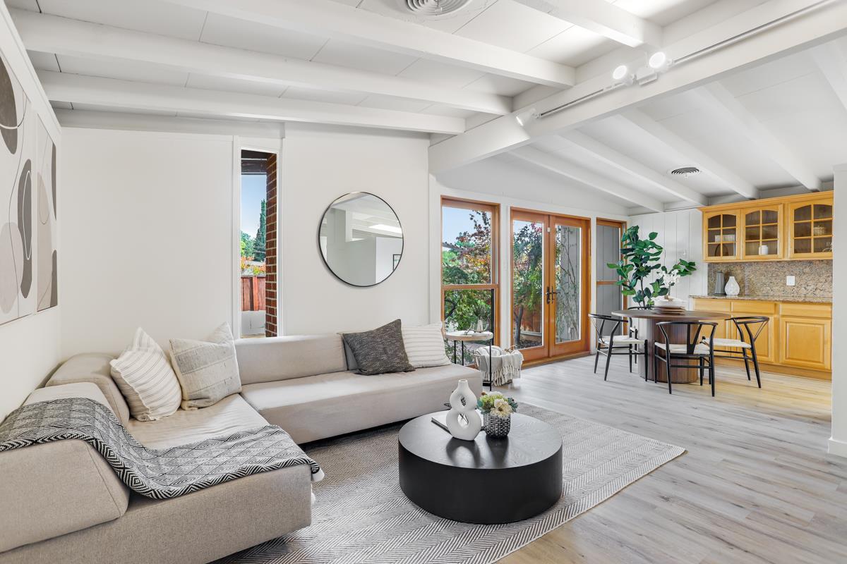 Detail Gallery Image 7 of 31 For 680 Hamilton Ln, Santa Clara,  CA 95051 - 3 Beds | 2 Baths