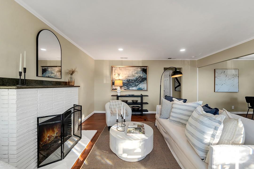 Detail Gallery Image 7 of 26 For 12 Shawnee Ct, Seaside,  CA 93955 - 3 Beds | 1/1 Baths