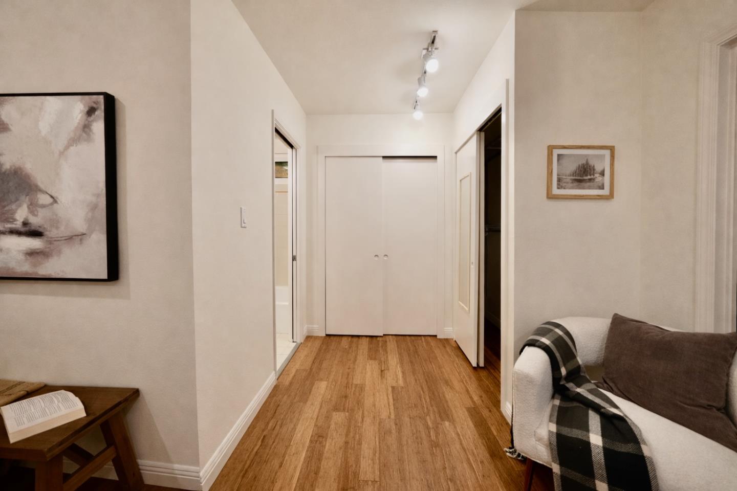 Detail Gallery Image 19 of 38 For 251 Lassen Dr, San Bruno,  CA 94066 - 4 Beds | 3 Baths