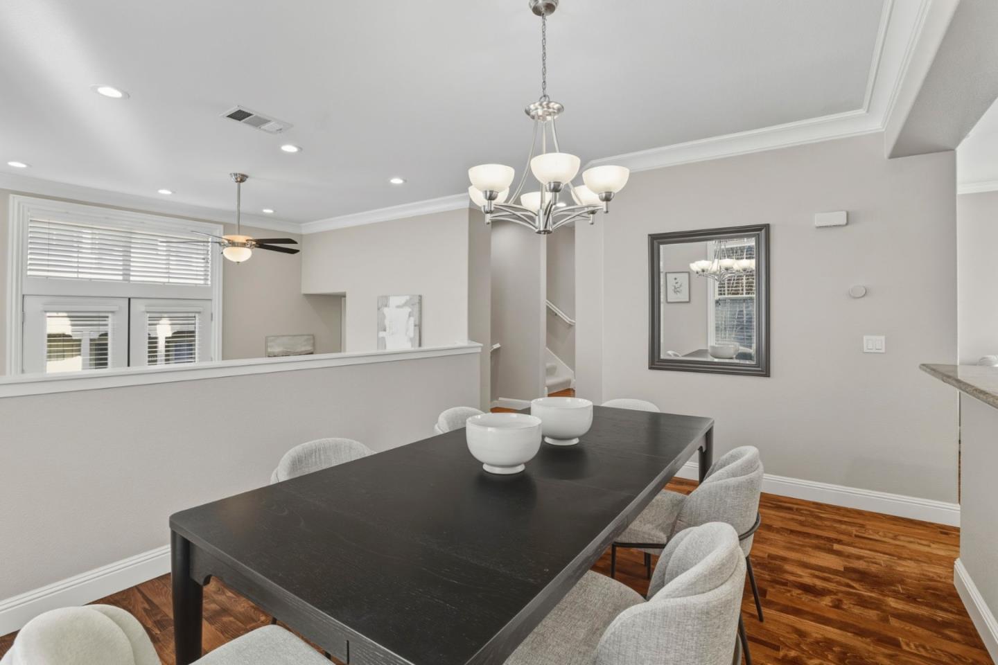 Detail Gallery Image 11 of 45 For 328 Heritage View Ter, San Jose,  CA 95125 - 3 Beds | 2/1 Baths