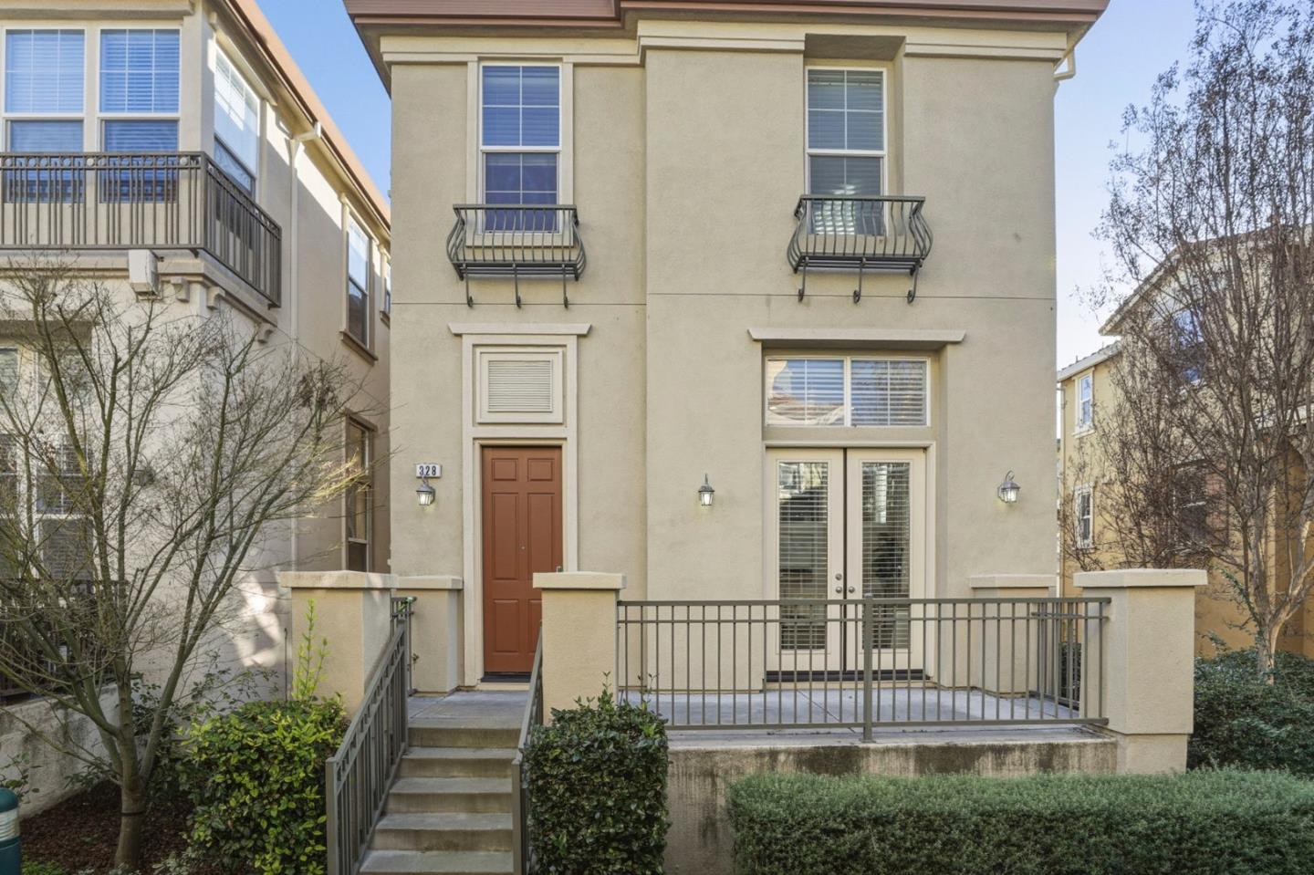 Detail Gallery Image 2 of 45 For 328 Heritage View Ter, San Jose,  CA 95125 - 3 Beds | 2/1 Baths