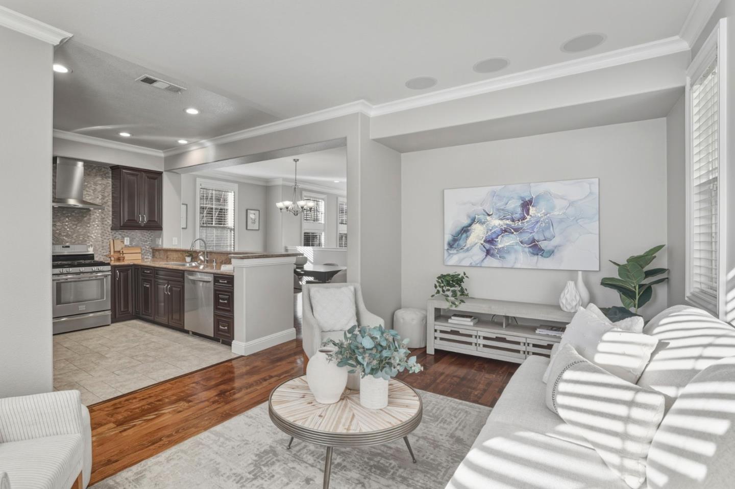 Detail Gallery Image 7 of 45 For 328 Heritage View Ter, San Jose,  CA 95125 - 3 Beds | 2/1 Baths