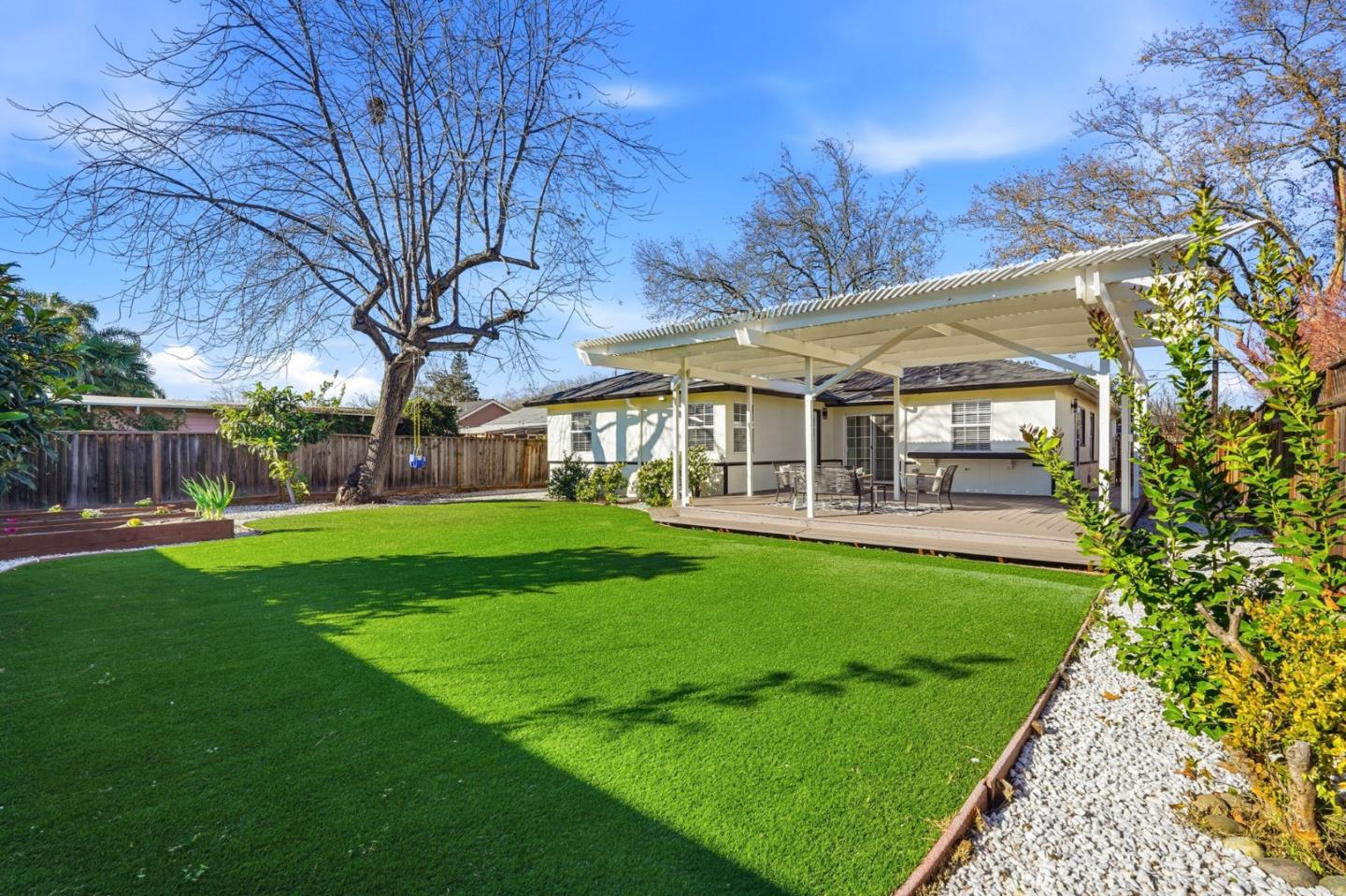 Front Image Thumbnail for ML82031243