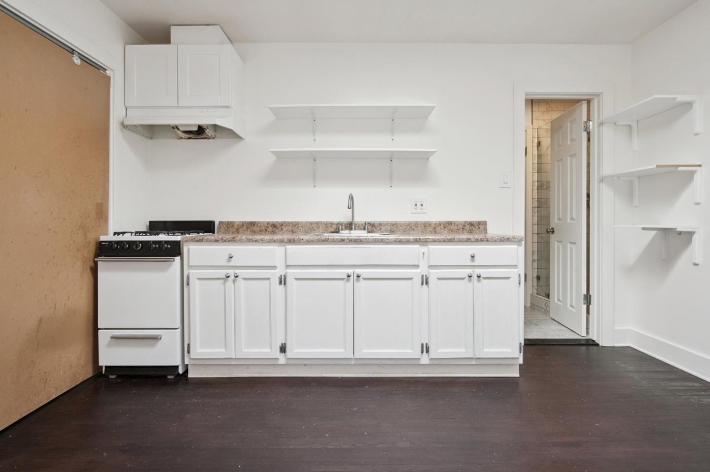 Detail Gallery Image 10 of 15 For 8630 Stanmoor Dr a,  Los Angeles,  CA 90045 - 1 Beds | 1 Baths